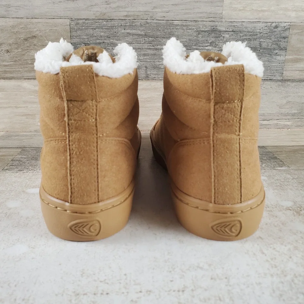 Cariuma OCA High Therma Womens Boots Sz 7.5 All Camel Suede Fleece Lined Lace Up
